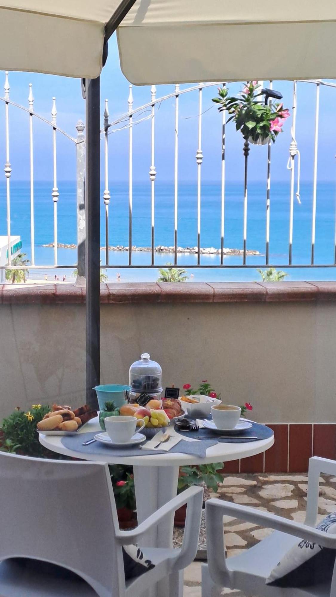 Tramonto Sul Mare Bed and Breakfast Termoli Εξωτερικό φωτογραφία